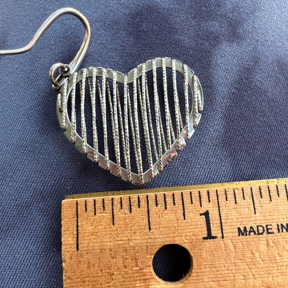 Sterling silver open puff heart earrings - Picture 6 of 7